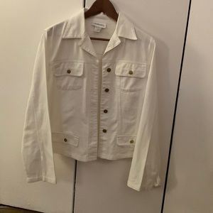 Women’s white denim jacket
